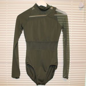 BRAND NEW NEVER BEEN WORN BALERA COSTUME